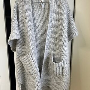 Aerie Oversized Cardigan Sweater O/S Gray Speckled Chunky Knit Pocket
